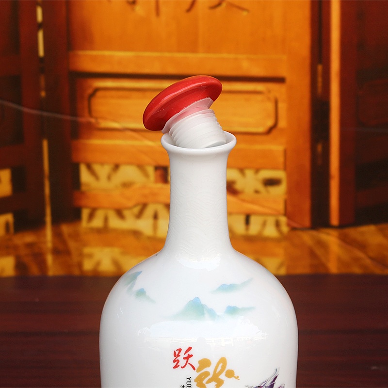 景德镇1斤装跃龙门陶瓷酒瓶礼盒装
