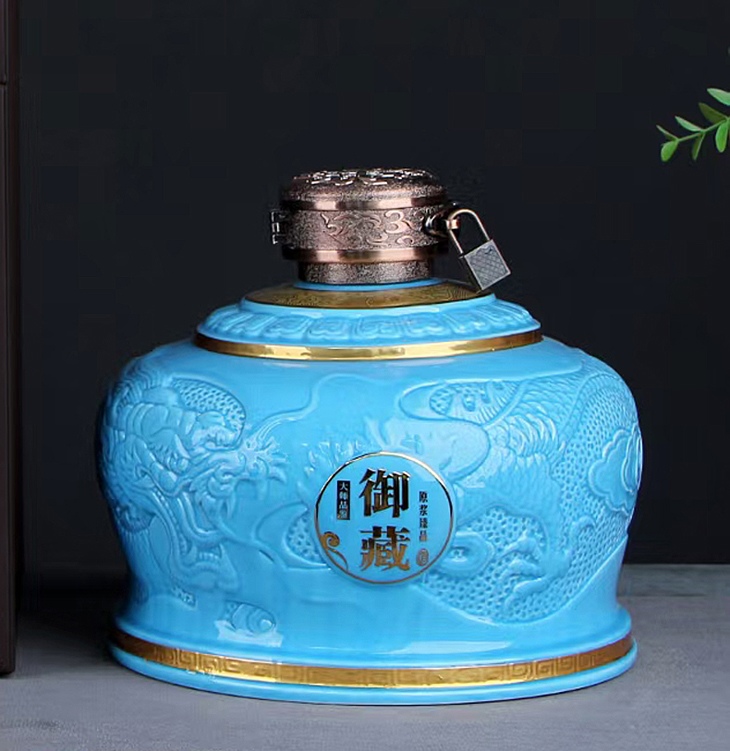 5斤装高档陶瓷酒坛（御藏龙纹）(图1)