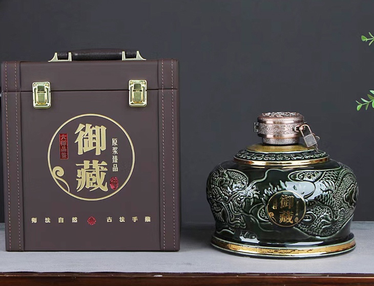 5斤装高档陶瓷酒坛（御藏龙纹）(图5)