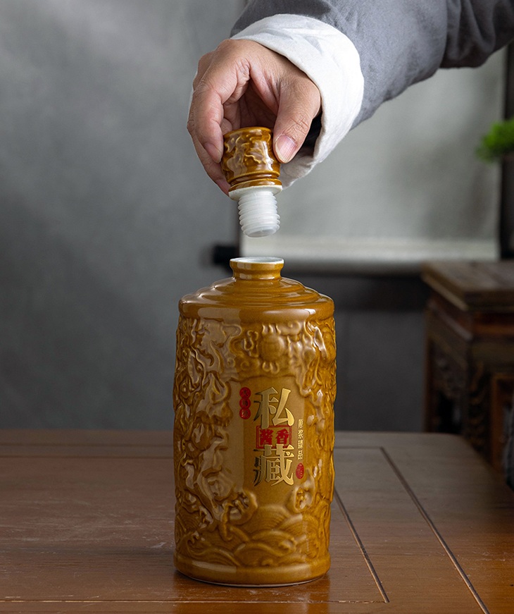 一斤装雕刻龙纹私藏陶瓷酒坛礼盒(图4)